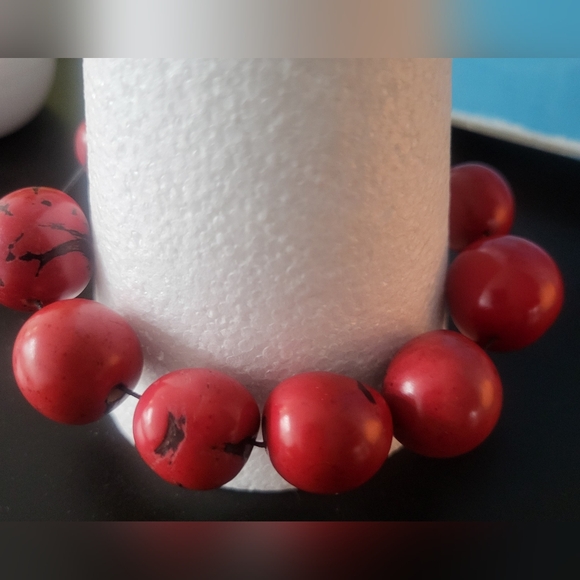 CRAFTING, RED&BLACK CRACKLE BEADS - Picture 3 of 7